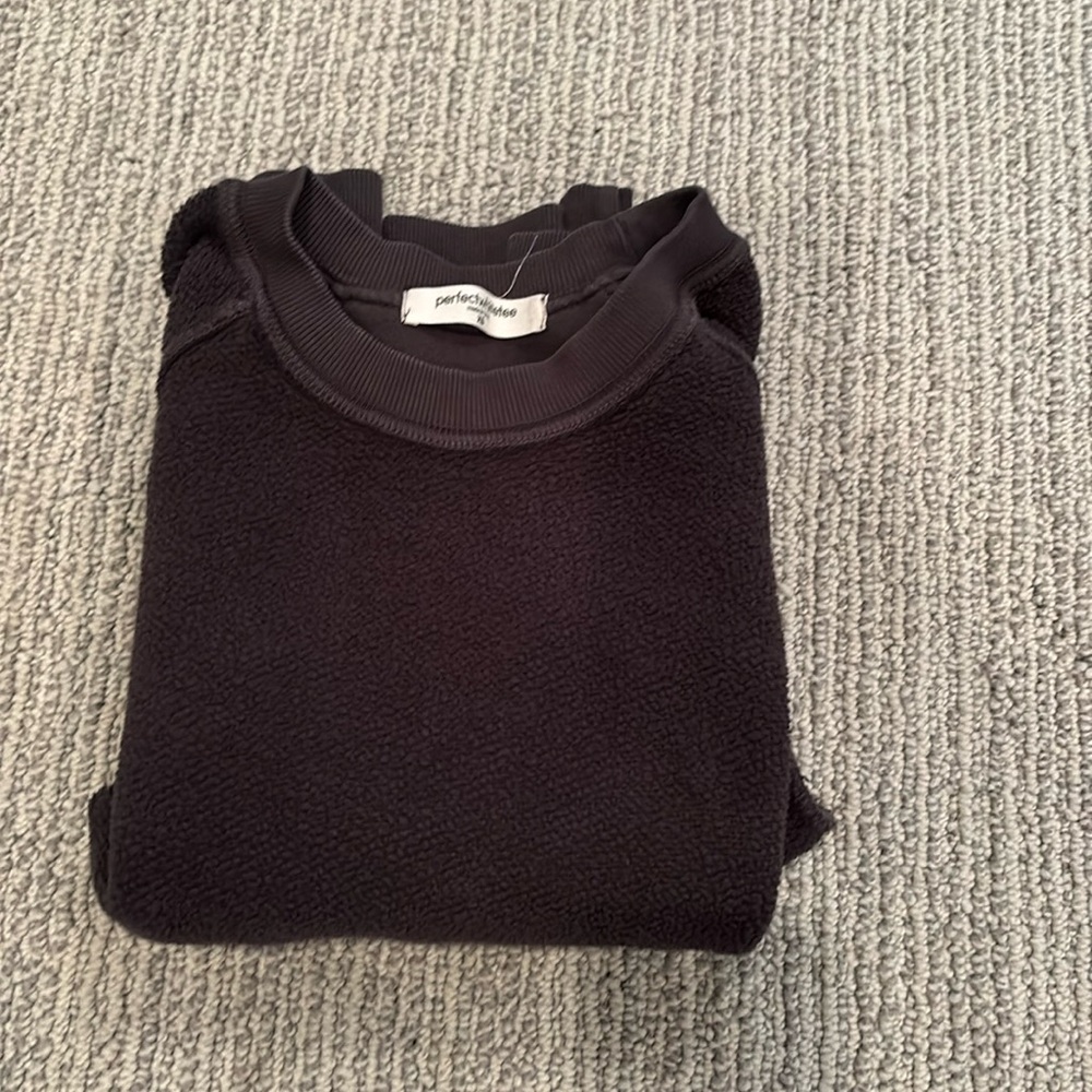 Perfect White Tee Ziggy sweatshirt